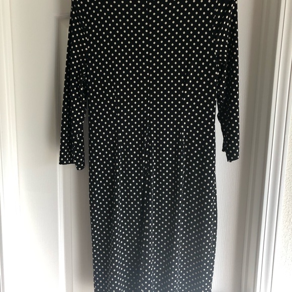 Polka Dot Knotted Waist Dress - Picture 4 of 4